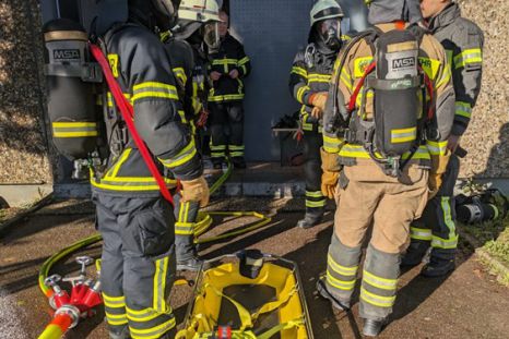 Staffel mit voller Ausrüstung